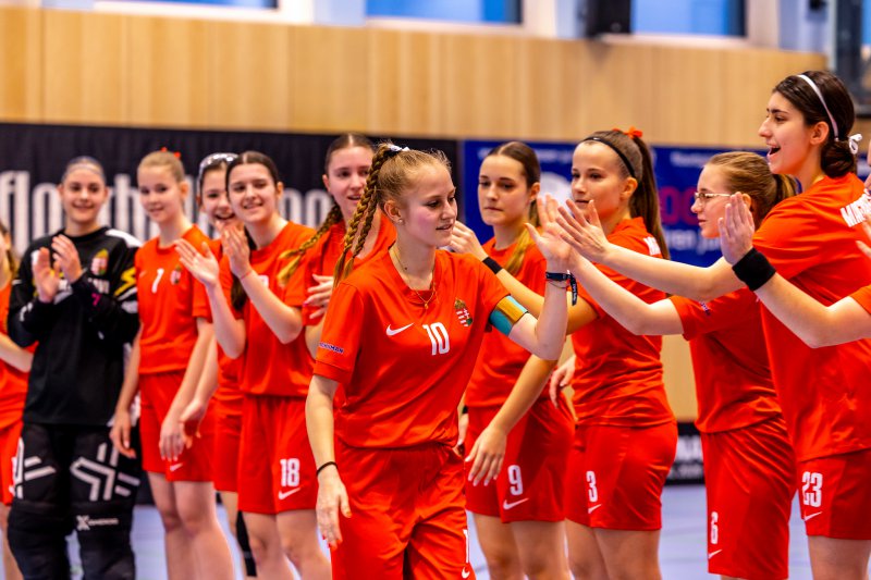 Megcsinálták a lányok, irány a vb!